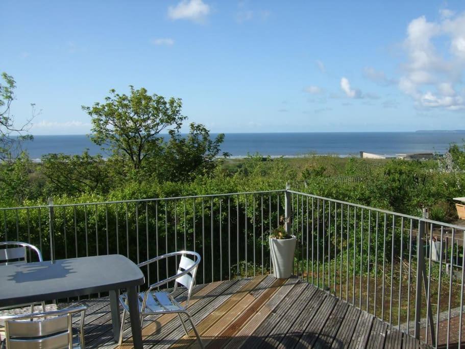 Cottage , Seaside Views, Quiet Beach, Awesome View Pendine Εξωτερικό φωτογραφία