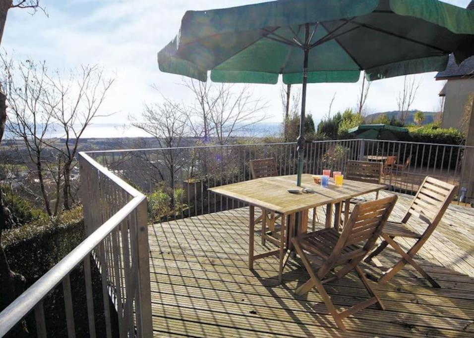 Cottage , Seaside Views, Quiet Beach, Awesome View Pendine Εξωτερικό φωτογραφία